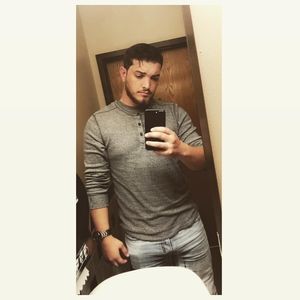 Meet your Posher, Adam